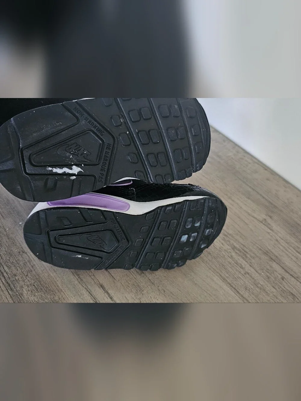 Nike AirMax ST Kids Black Sneakers Purple and Mint Accents Infant Toddler Size 7